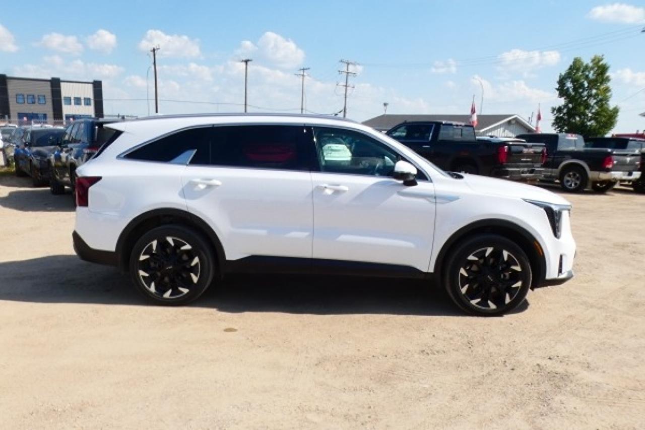 2024 Kia Sorento EX AWD w/Htd Leather, Htd wheel, BUC - Photo #5