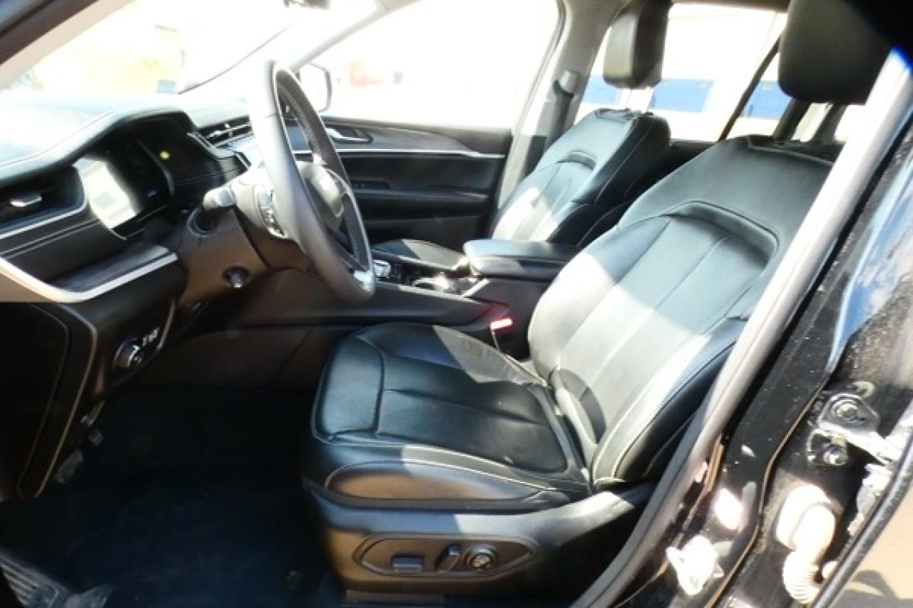 2023 Jeep Grand Cherokee Limited 4x4 w/H&C L, NAV, BUC - Photo #11