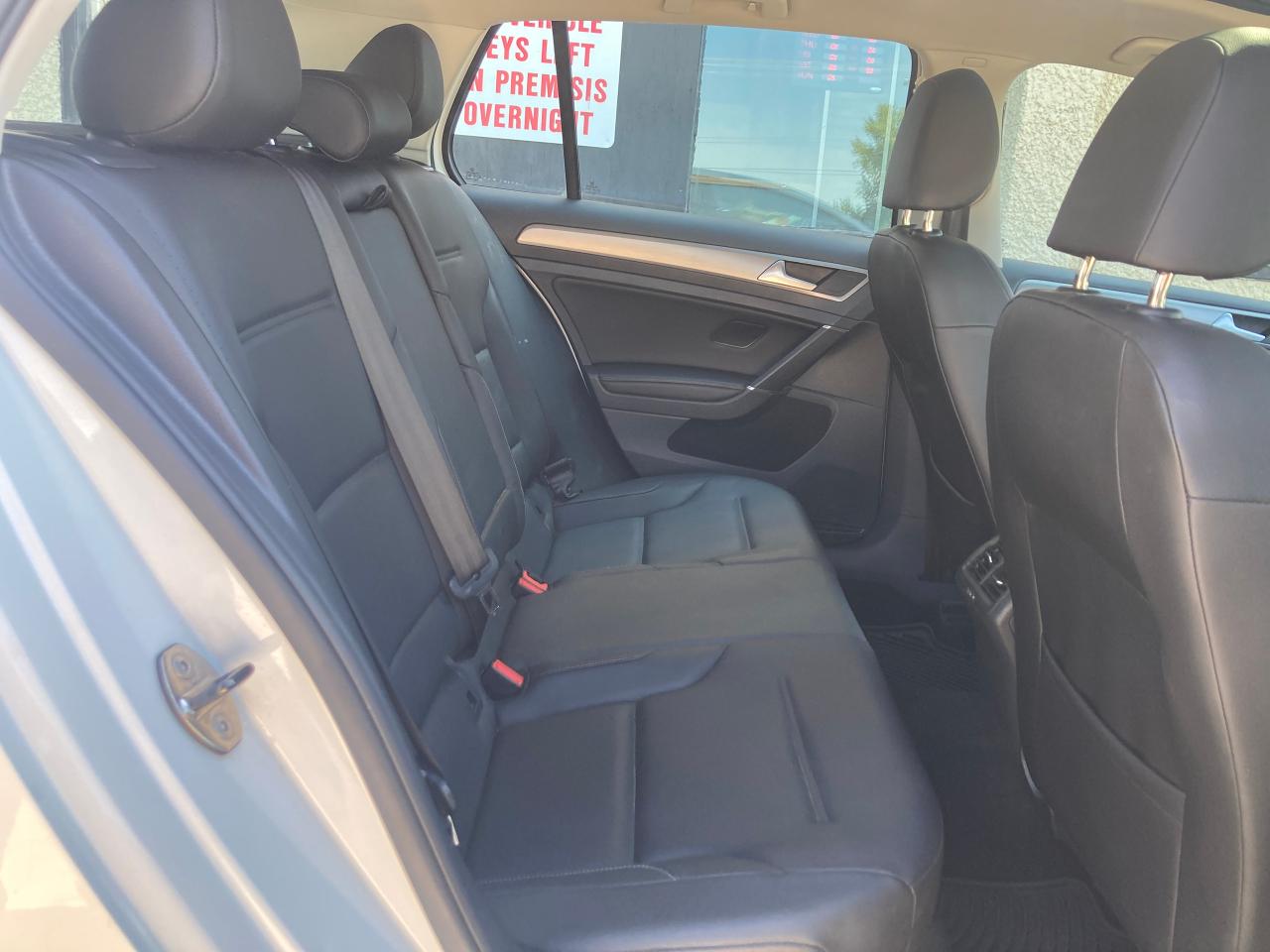2016 Volkswagen Golf TSI S - *5 Speed Manual* - Photo #14