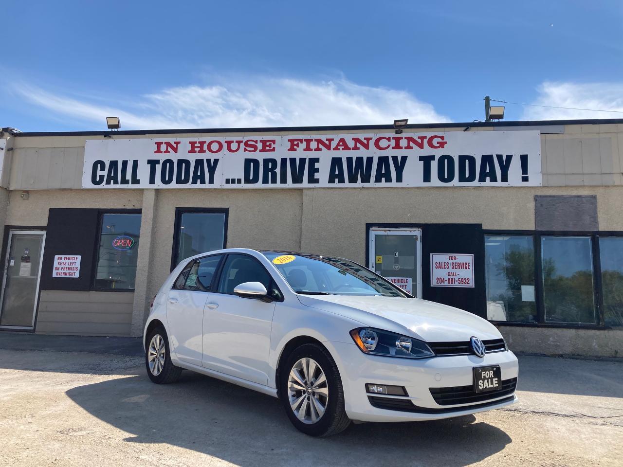 Used 2016 Volkswagen Golf TSI S - *5 Speed Manual* for sale in Winnipeg, MB