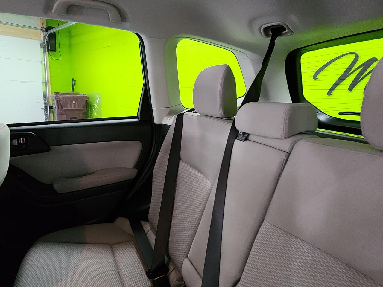 2014 Subaru Forester i Convenience - Photo #21