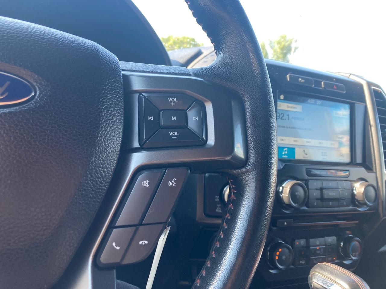 2016 Ford F-150 XLT -157" Box - Photo #17