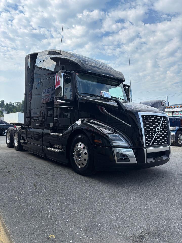 2024 Volvo VNL 760 - Photo #3