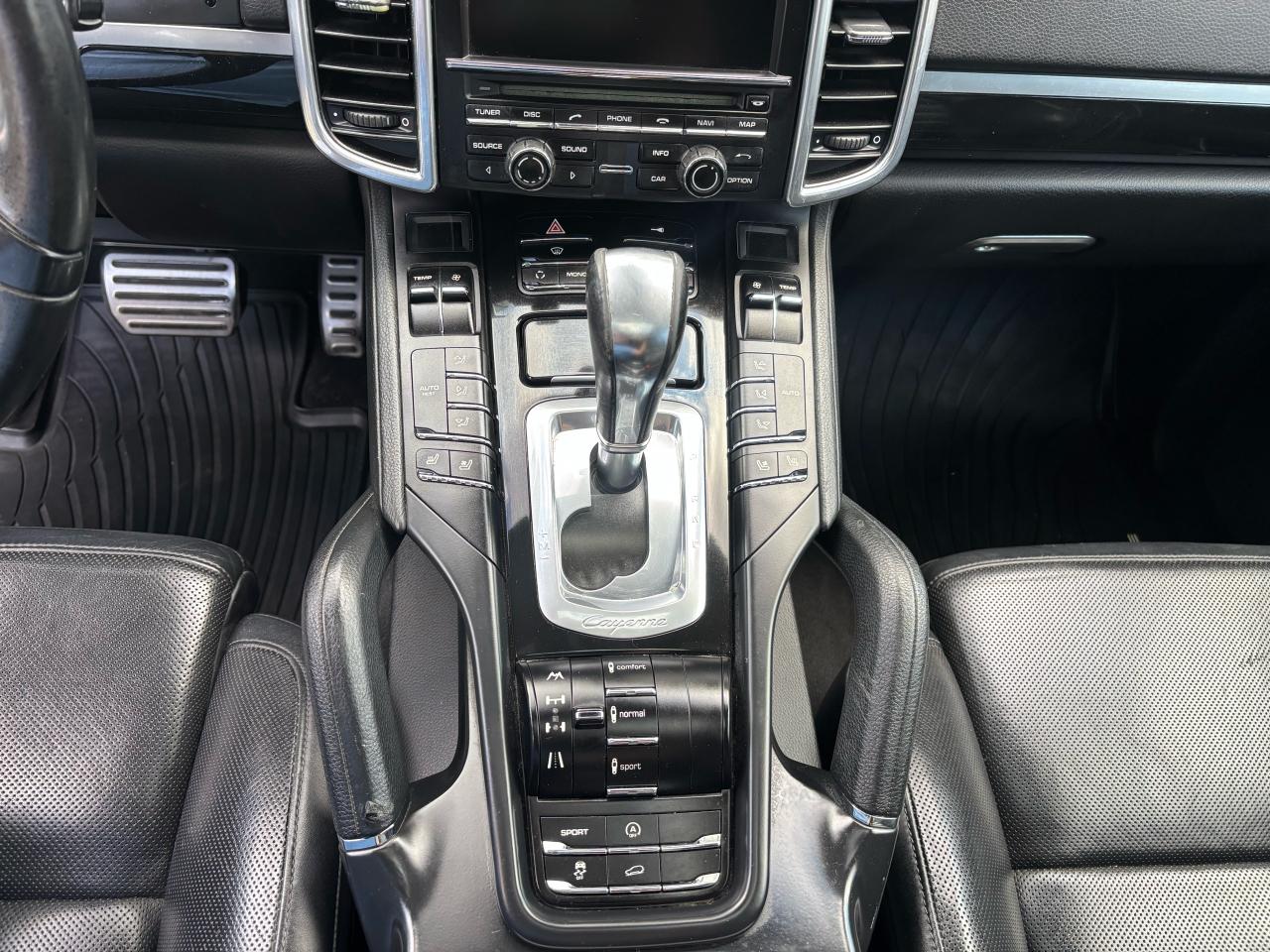 2012 Porsche Cayenne S - Photo #12