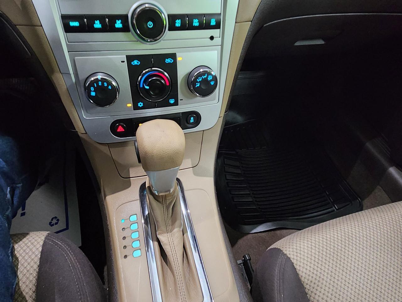 2012 Chevrolet Malibu LS Low KMS Good on Gas Ice Cold Air - Photo #26