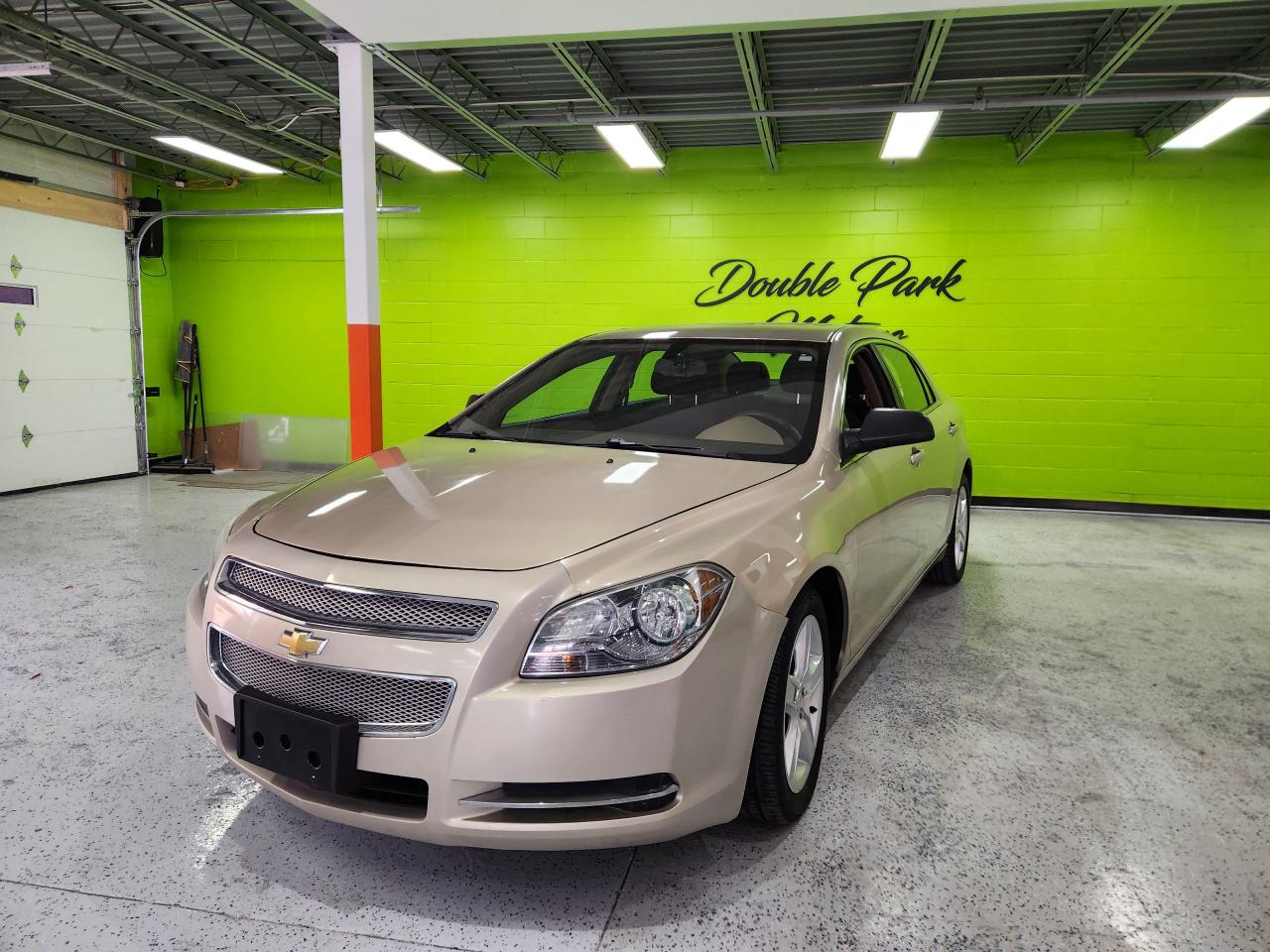 2012 Chevrolet Malibu LS Low KMS Good on Gas Ice Cold Air