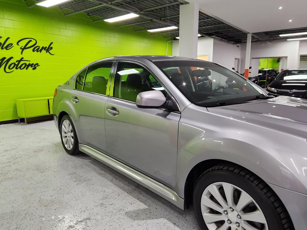 2011 Subaru Legacy 3.6R w/Limited Pkg Sunroof Leather Heated Seats - Photo #8