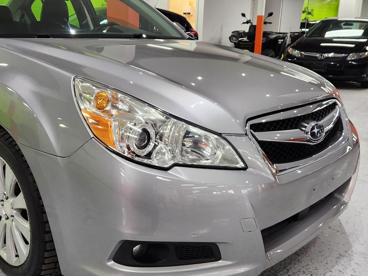 2011 Subaru Legacy 3.6R w/Limited Pkg Sunroof Leather Heated Seats - Photo #5