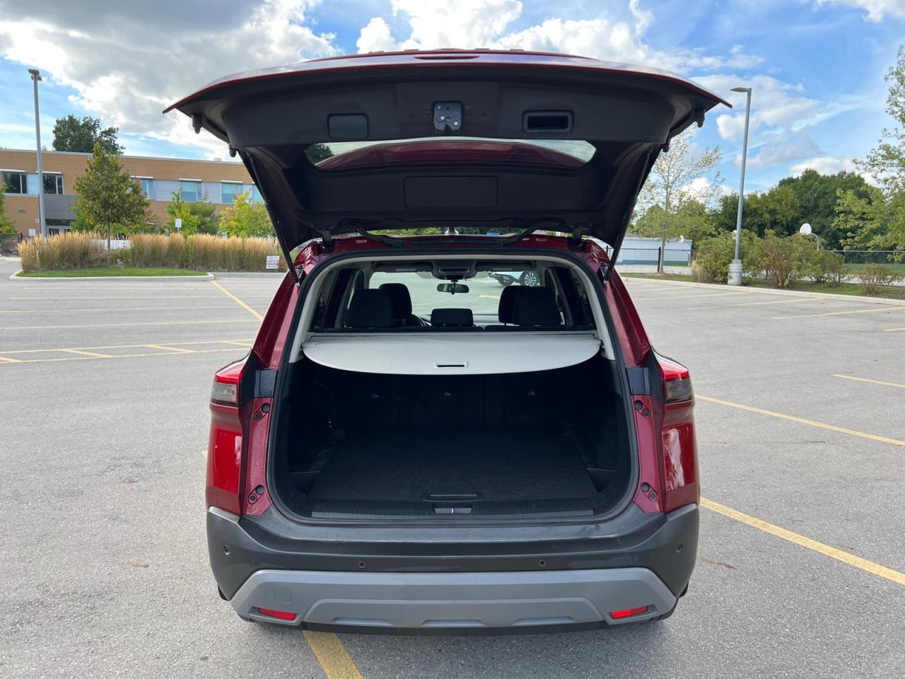 2023 Nissan Rogue S No Accident Low Km Heated Seats & Steering - Photo #12