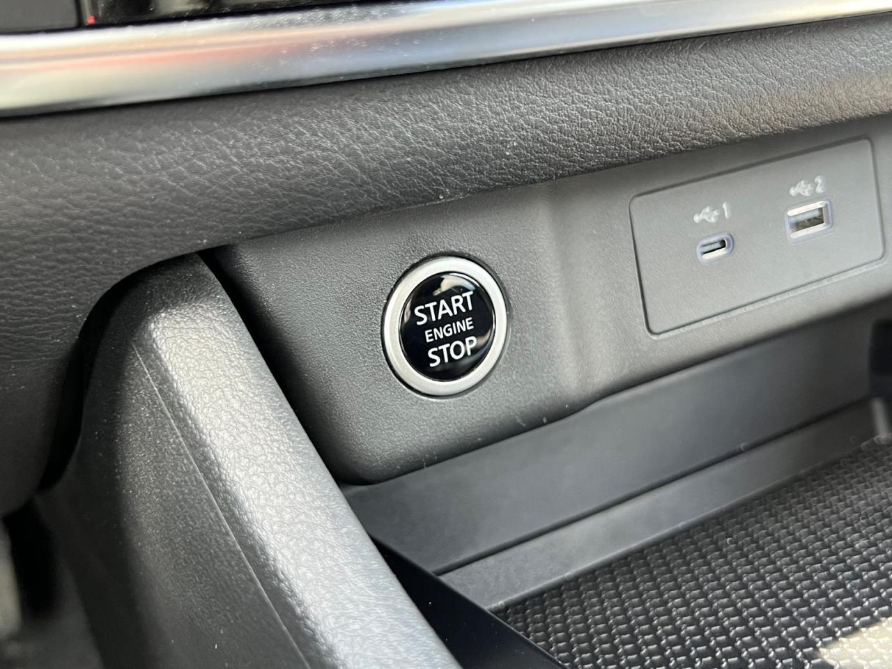 2023 Nissan Rogue S No Accident Low Km Heated Seats & Steering - Photo #36