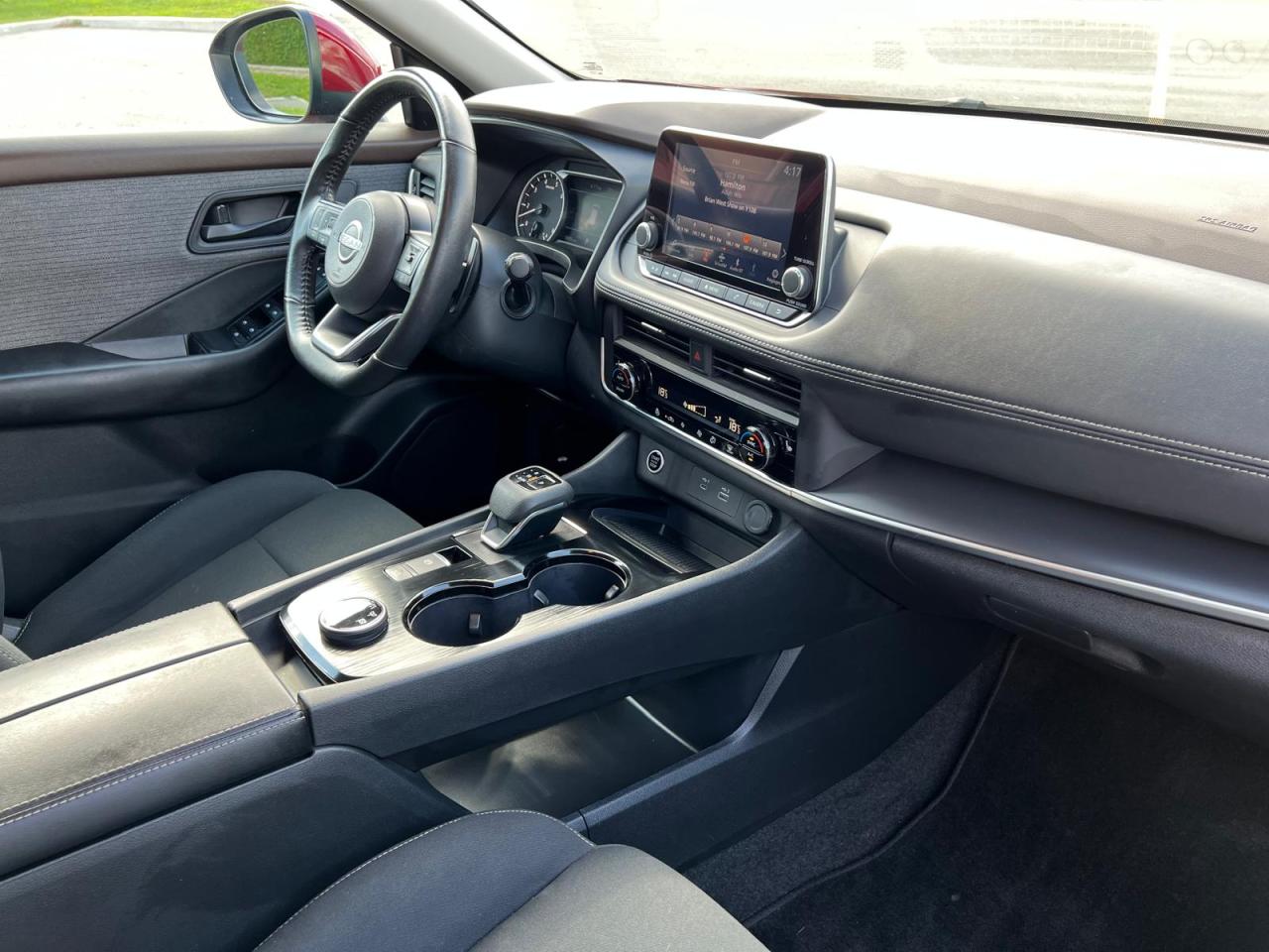 2023 Nissan Rogue S No Accident Low Km Heated Seats & Steering - Photo #38