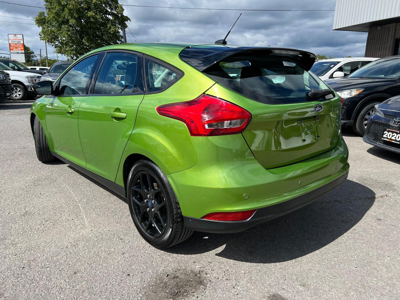 2018 Ford Focus SEL HATCH - Photo #3
