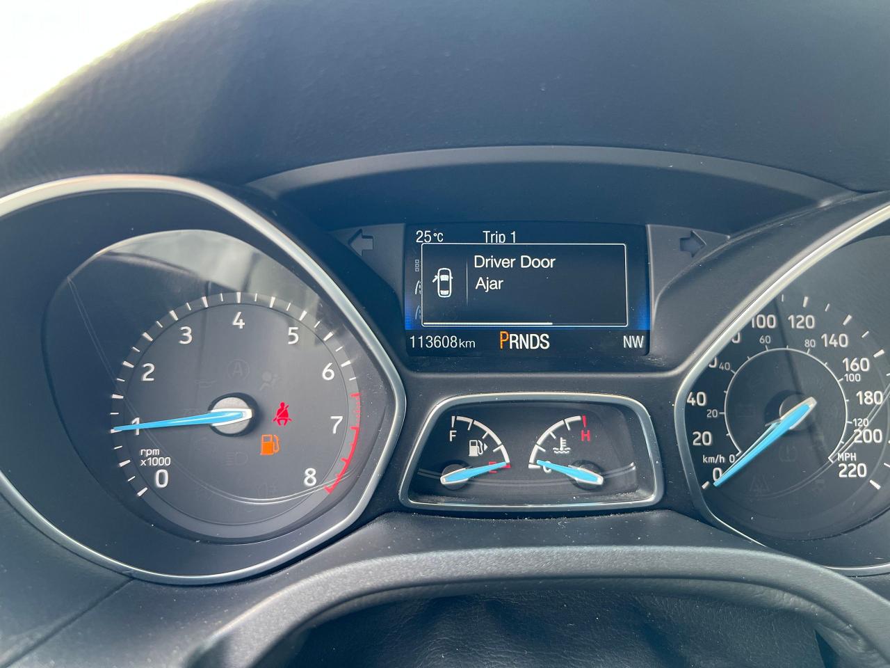 2018 Ford Focus SEL HATCH - Photo #10