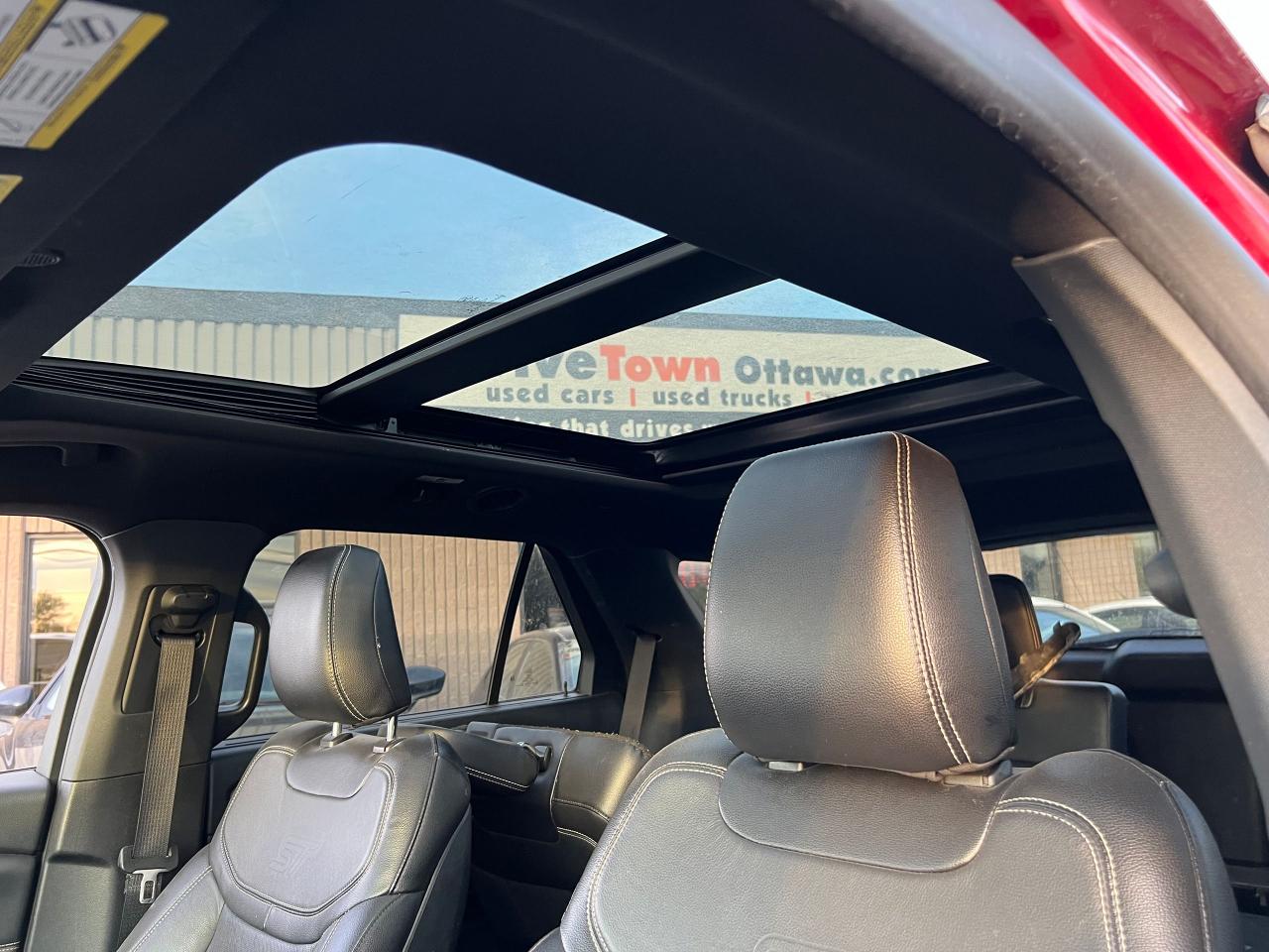 2020 Ford Explorer ST 4WD - Photo #7