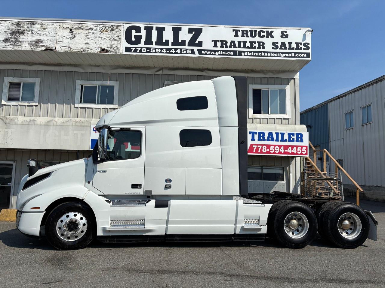 2022 Volvo VNL  - Photo #4