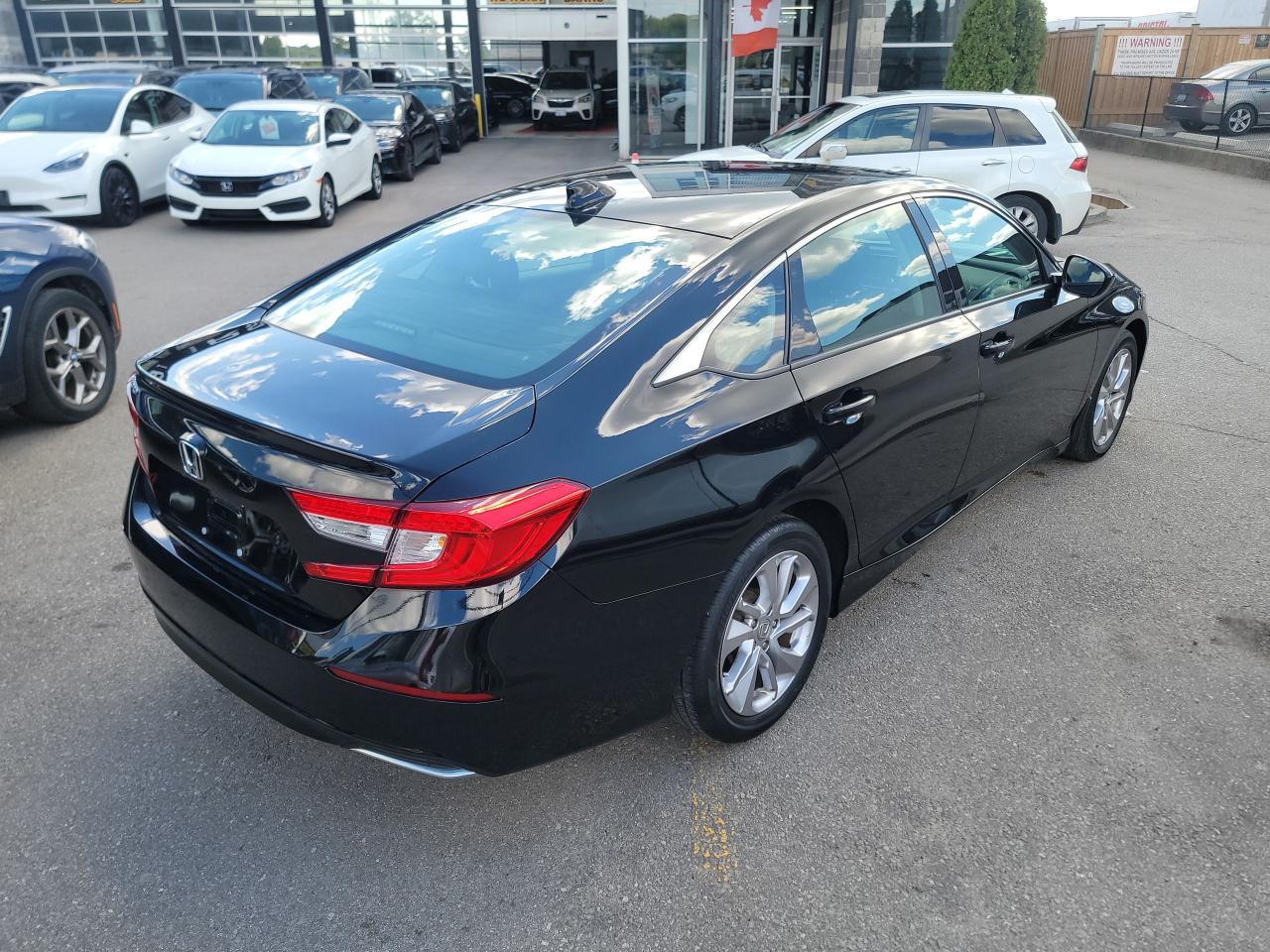 2018 Honda Accord LX - Photo #5
