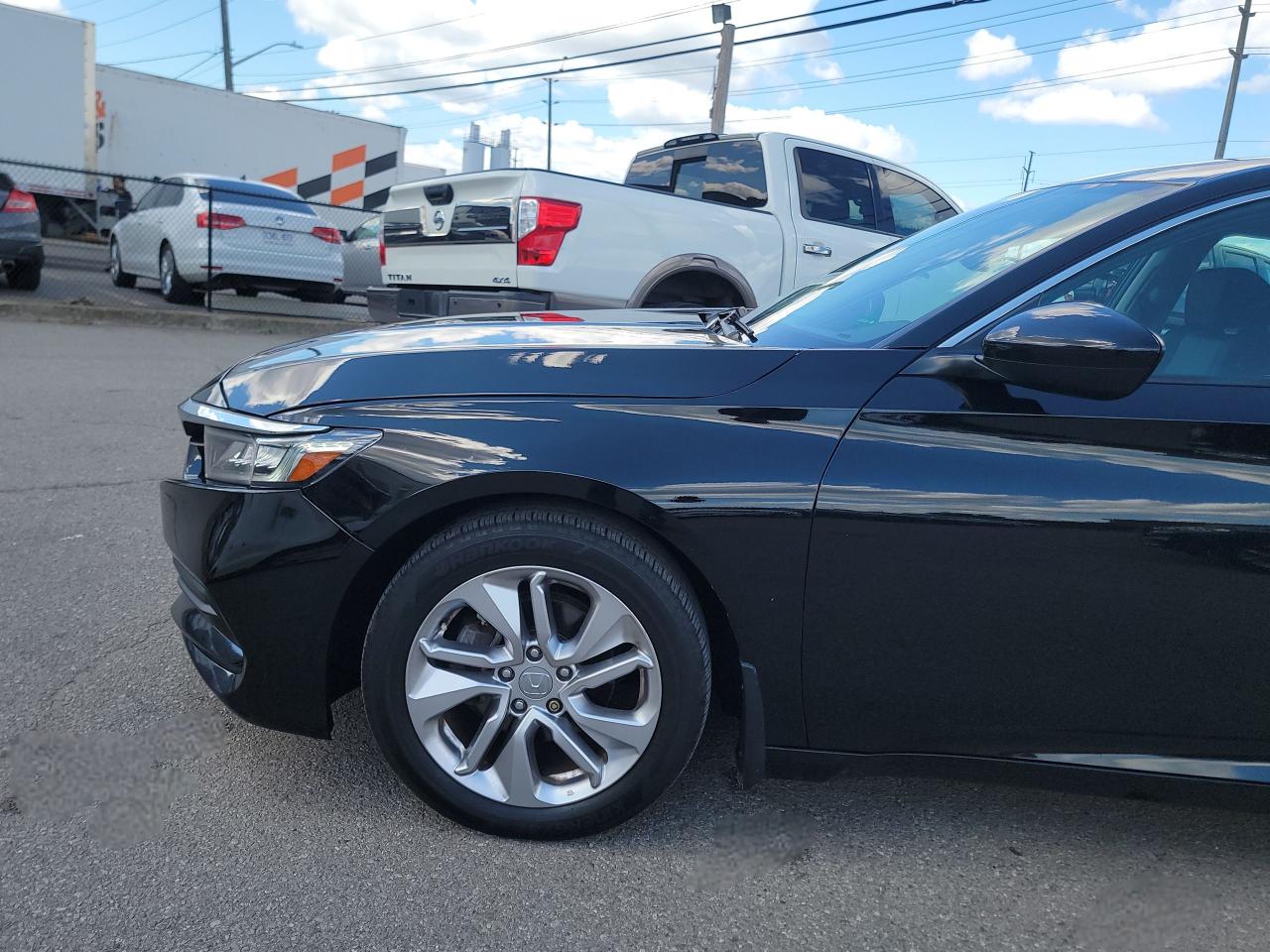 2018 Honda Accord LX - Photo #9