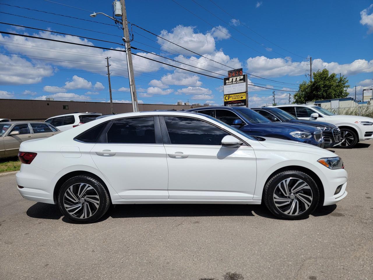2021 Volkswagen Jetta Execline | LOADED | CLEAN - Photo #4