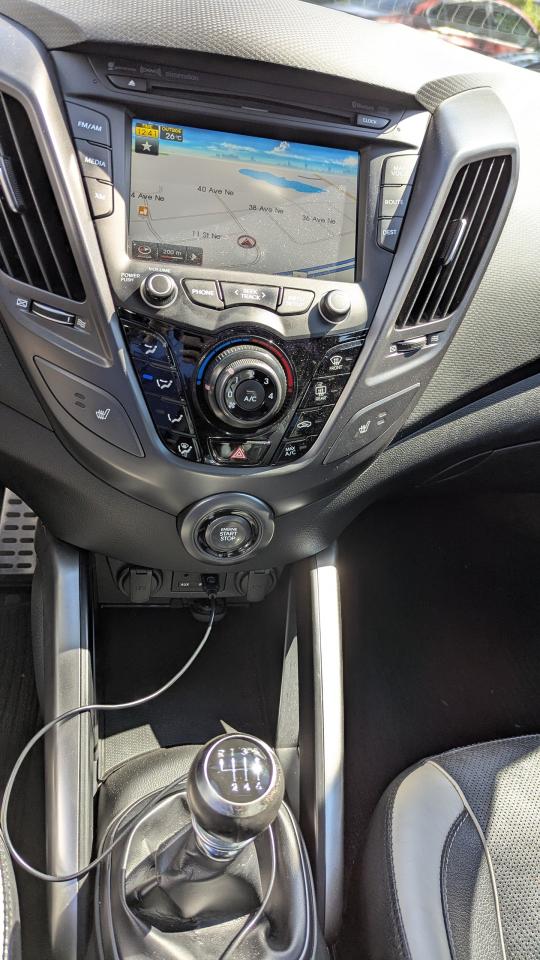 2015 Hyundai Veloster Turbo - Photo #10
