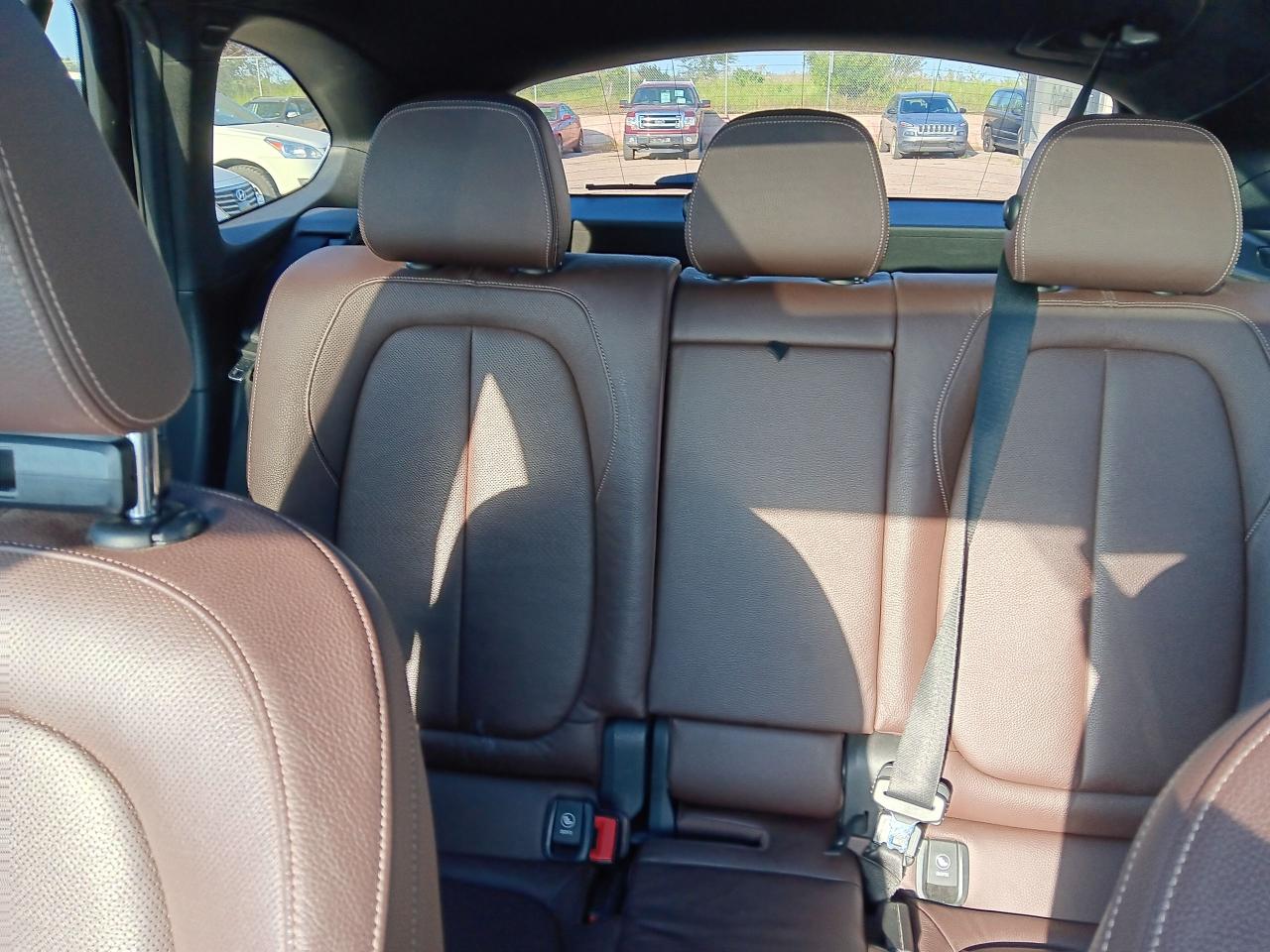 2018 BMW X1 xDrive28i Leather, HUD,Nav, Pano, BU Cam,Htd Seats - Photo #18