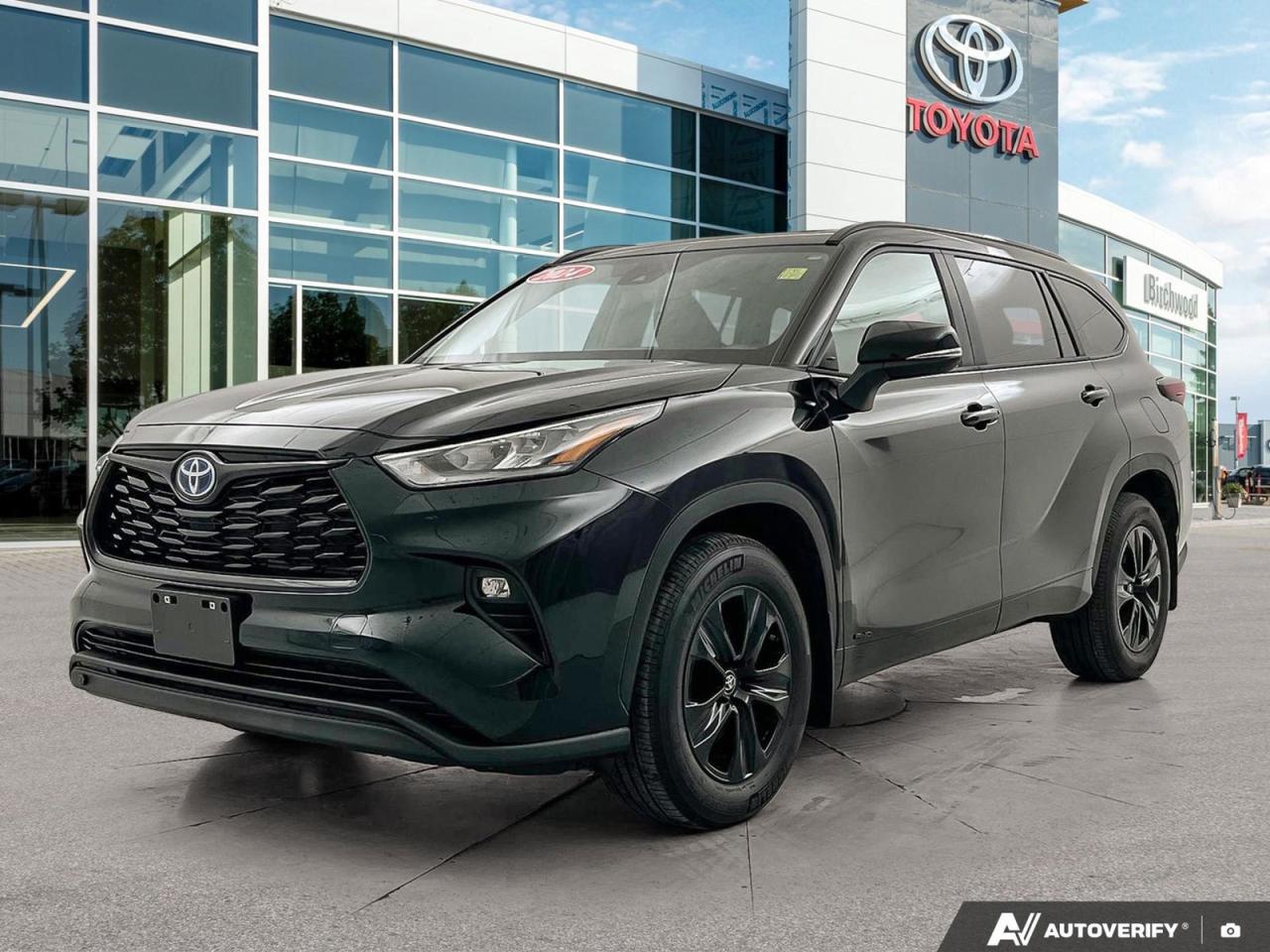 Used 2024 Toyota Highlander Hybrid XLE Nightshade | CPO | Moonroof | Wireless CarPlay | for sale in Winnipeg, MB