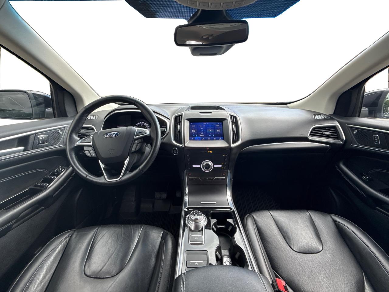 2020 Ford Edge Titanium - Photo #20