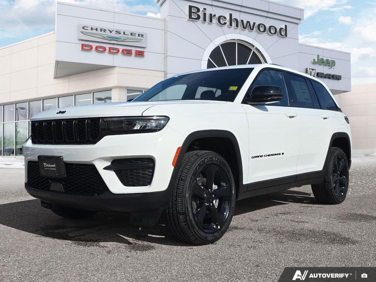 New 2025 Jeep Grand Cherokee Altitude | Winter Tires Included! | Black Friday All Month! | for sale in Winnipeg, MB