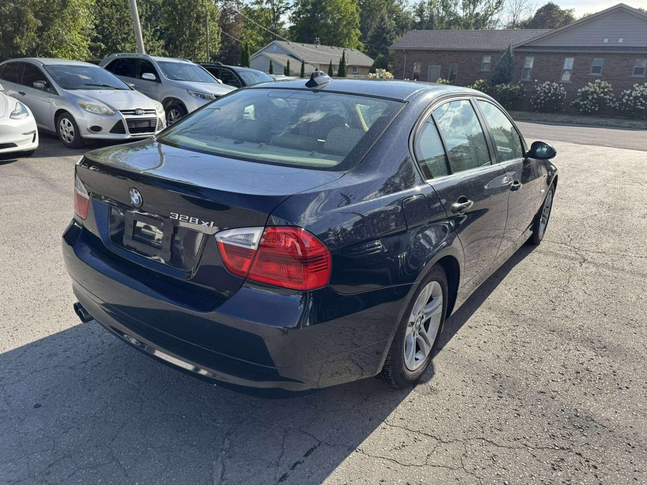 2008 BMW 3 Series 4dr Sdn 328xi AWD - Photo #17
