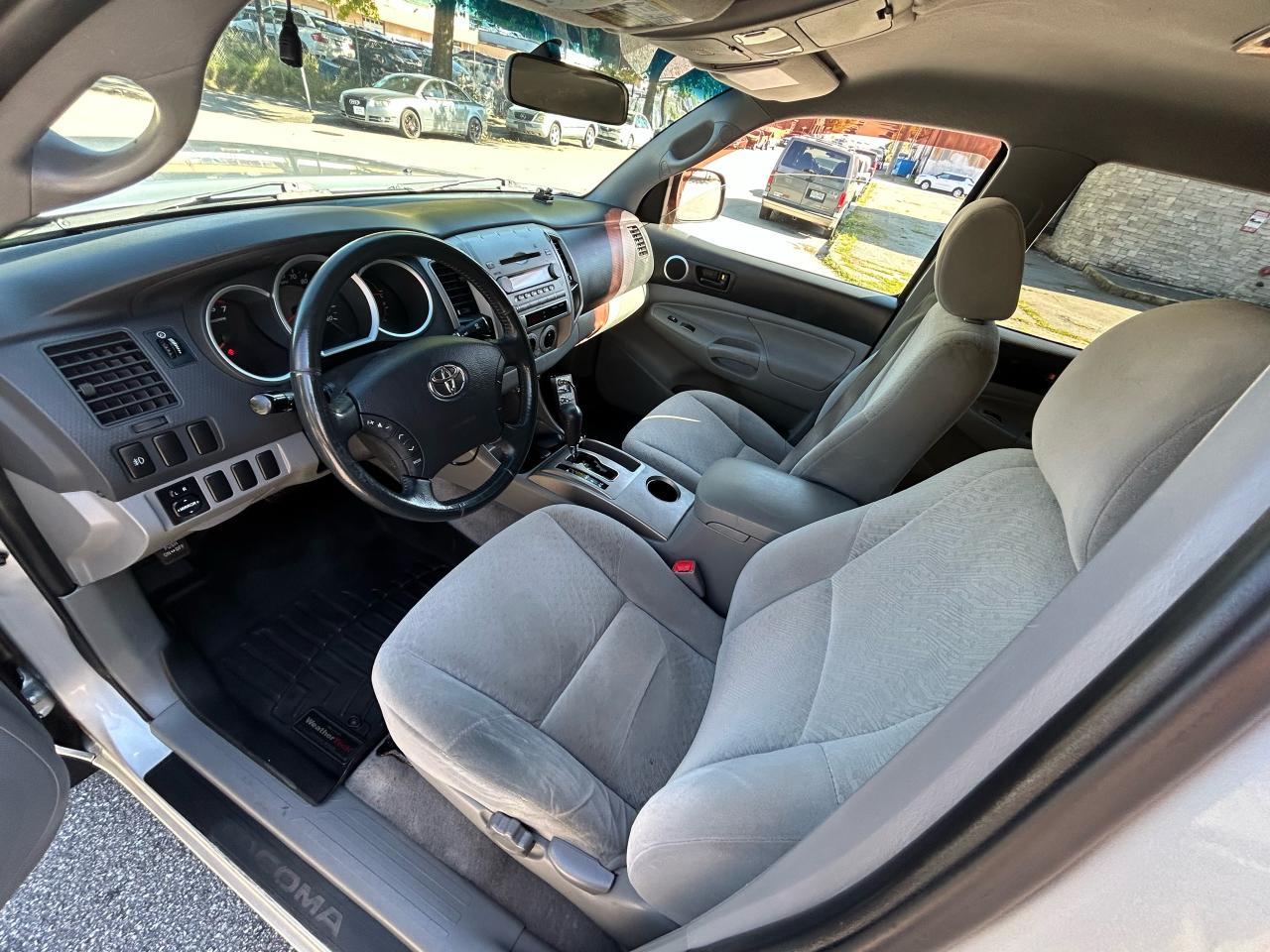 2006 Toyota Tacoma  - Photo #9