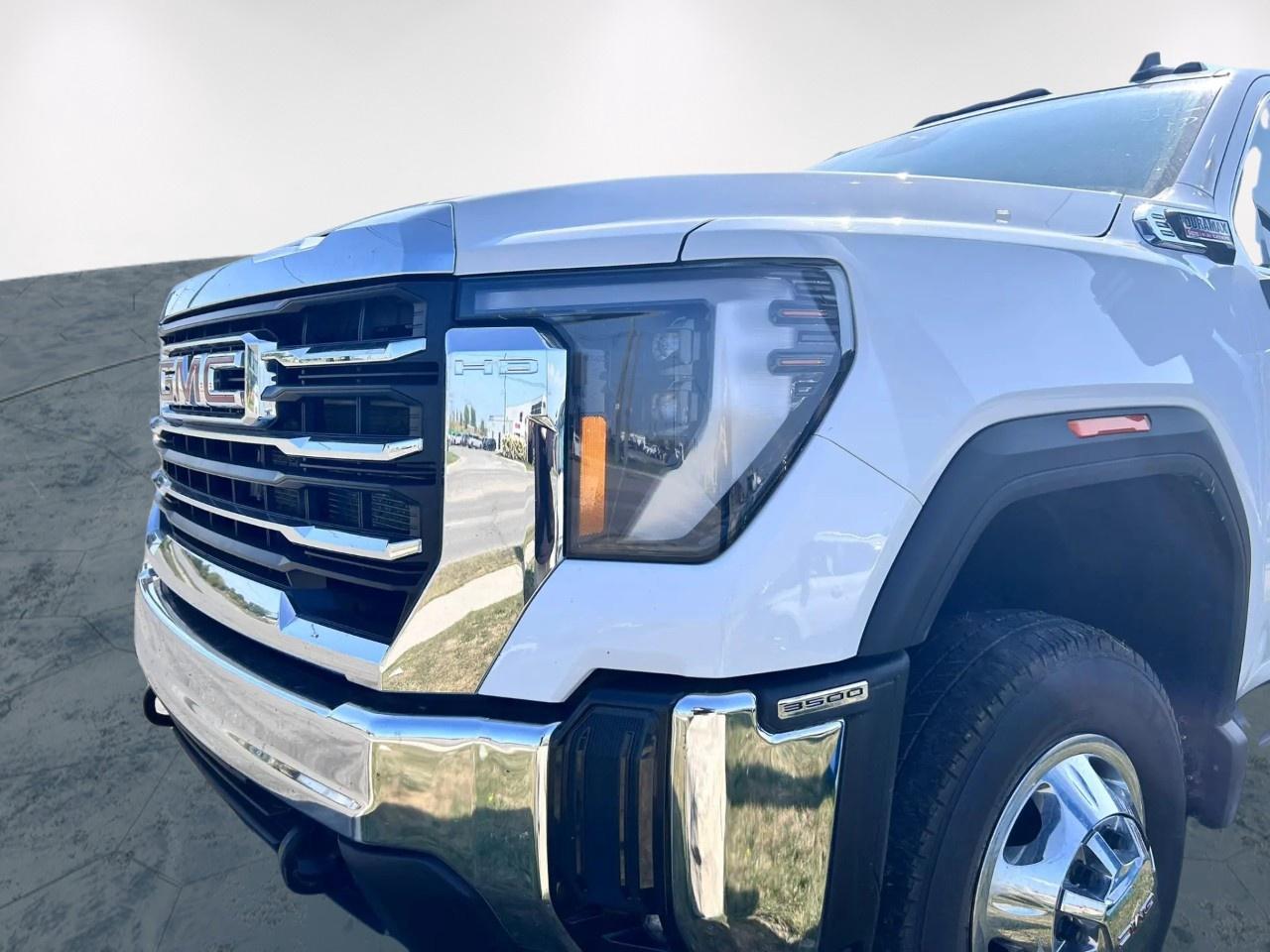 2024 GMC Sierra SLE Photo