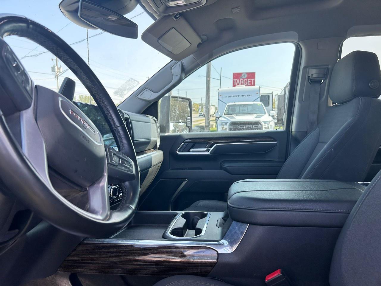 2024 GMC Sierra SLE Photo