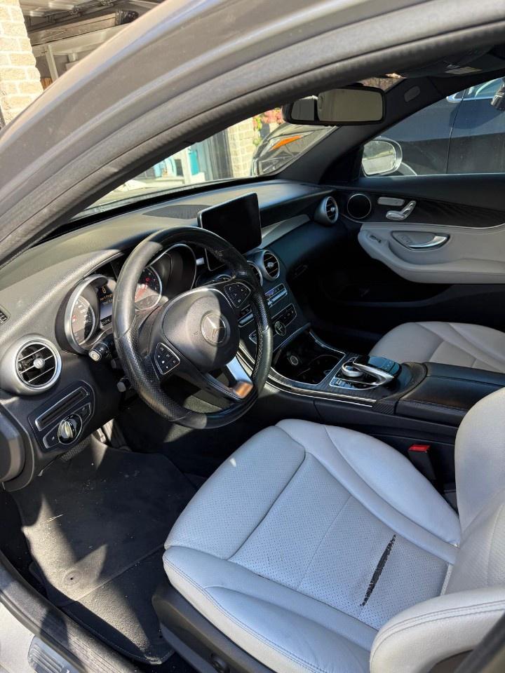 2016 Mercedes-Benz C-Class C300 Photo
