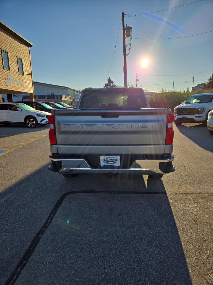 2025 Chevrolet Silverado 1500 LT Photo3