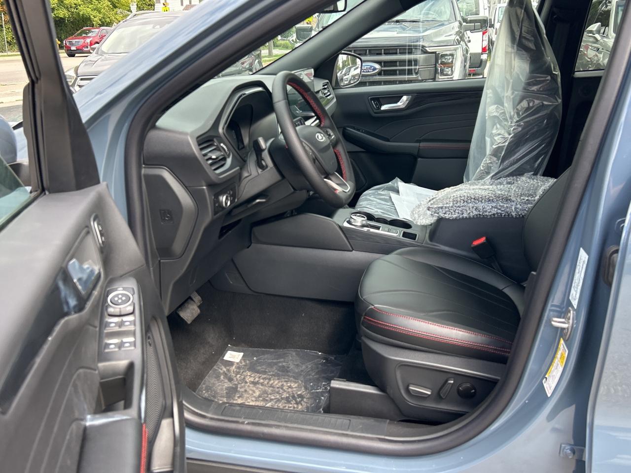 2025 Ford Escape ST-Line Elite  - Sunroof Photo