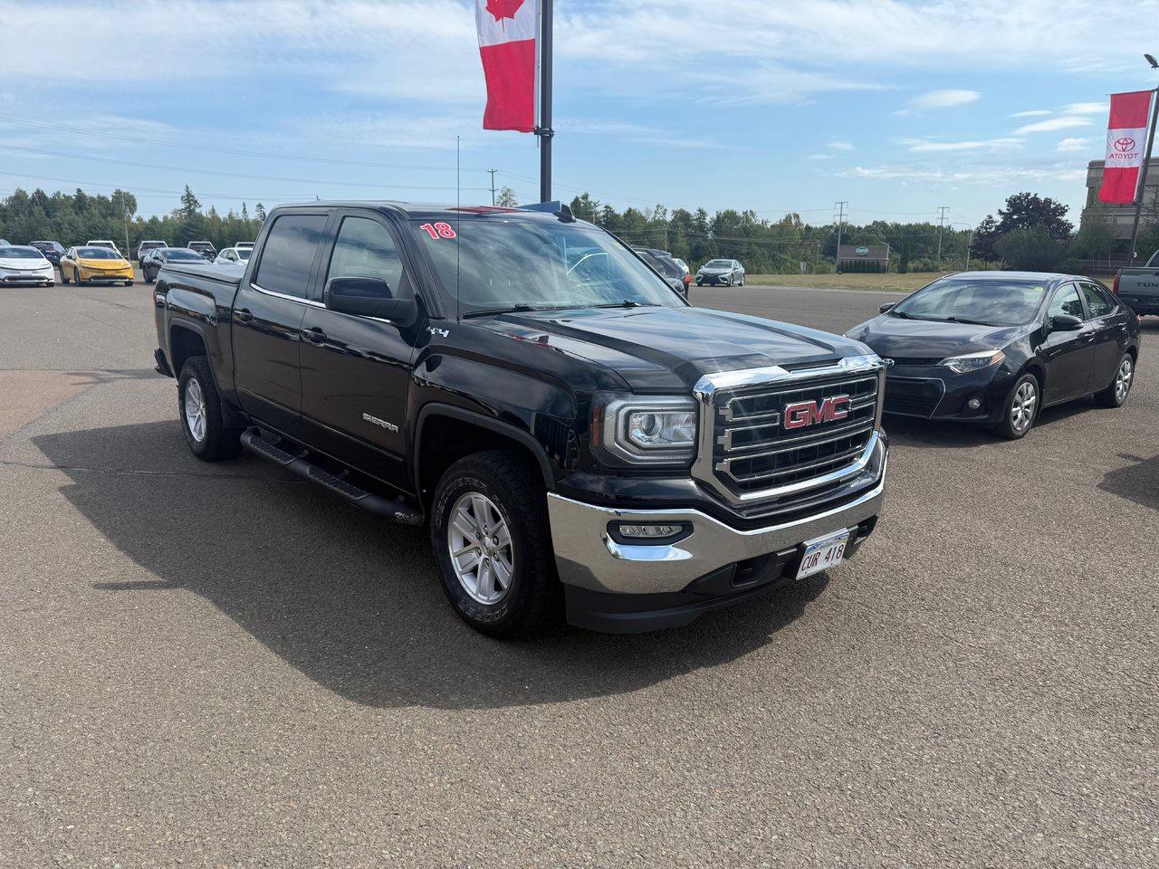 2018 GMC Sierra 1500 SLE Photo2