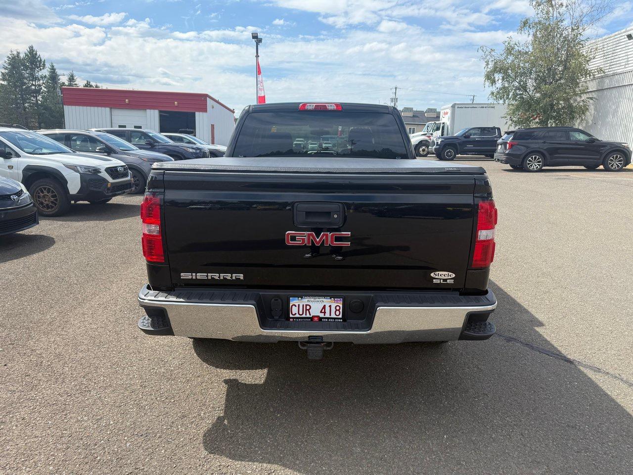 2018 GMC Sierra 1500 SLE Photo