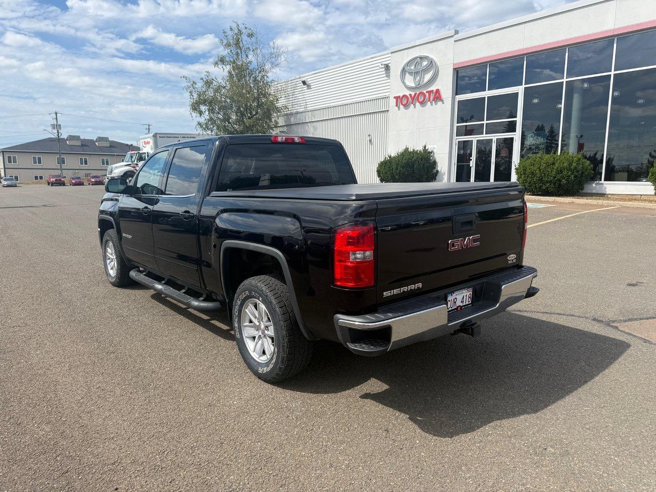 2018 GMC Sierra 1500 SLE Photo