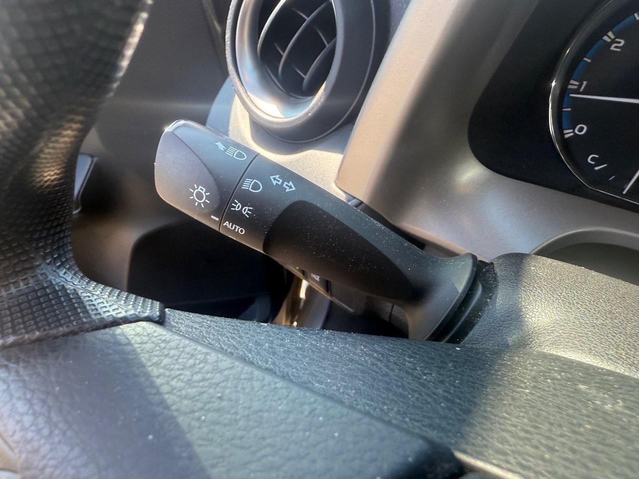 2018 Toyota RAV4 LE Photo