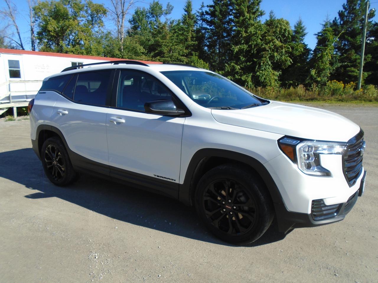 Used 2022 GMC Terrain SLE Elevation AWD for sale in Beaverton, ON