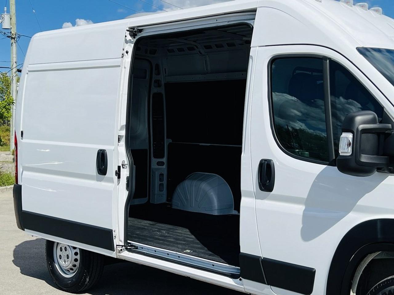 2025 RAM Cargo Van ProMaster TRADESMAN Photo