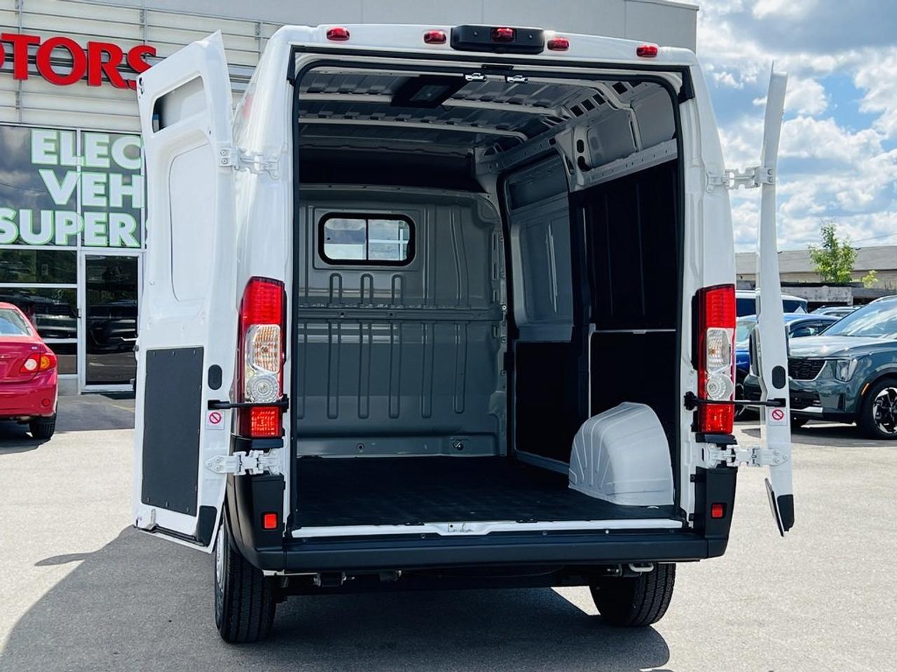 2025 RAM Cargo Van ProMaster TRADESMAN Photo