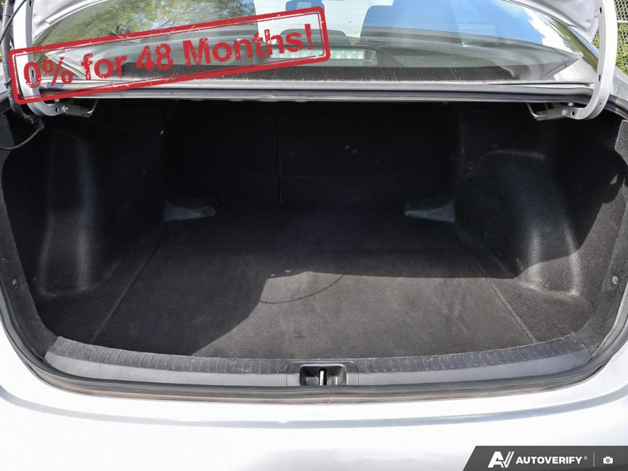 2023 Toyota Corolla LE Photo