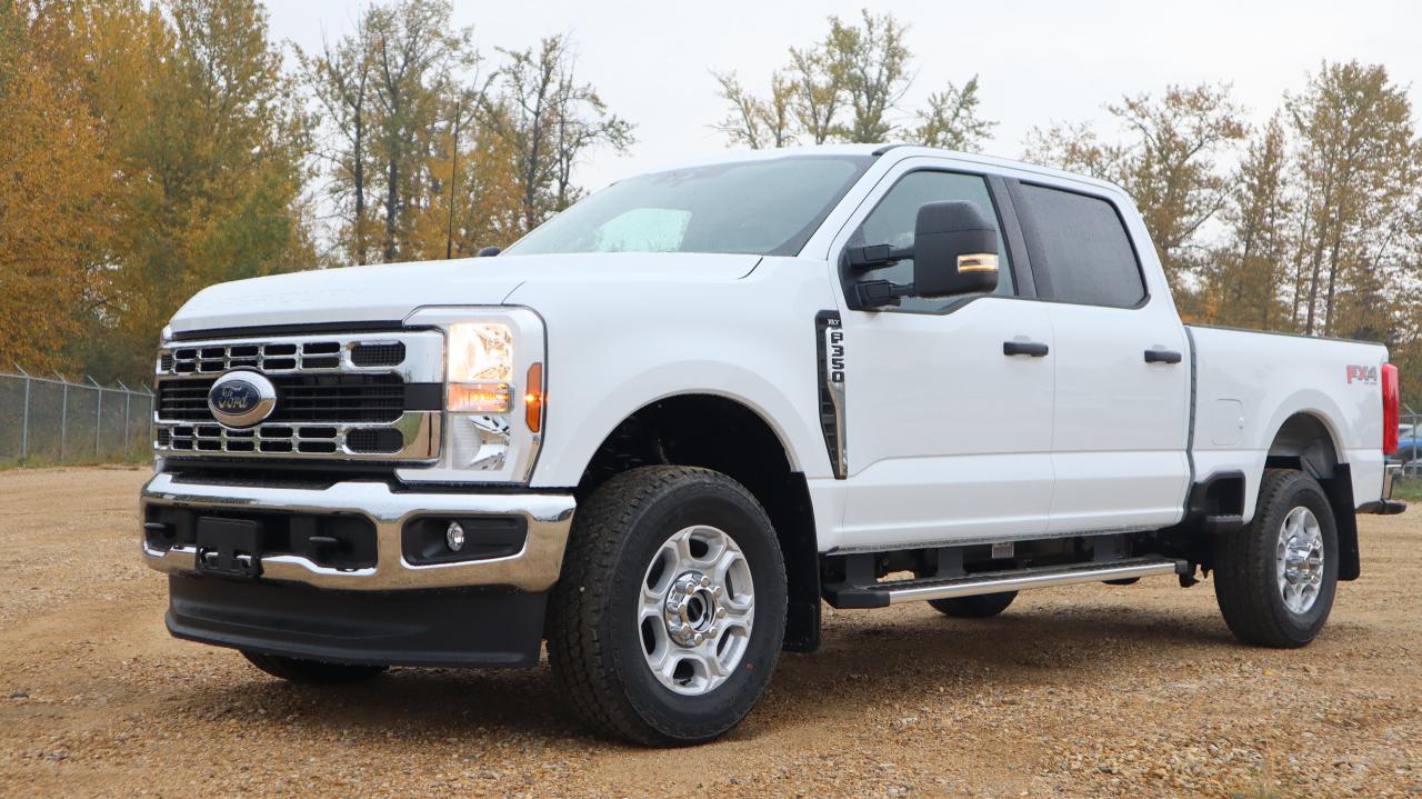 2026 Ford F-350 Super Duty SRW XLT Photo
