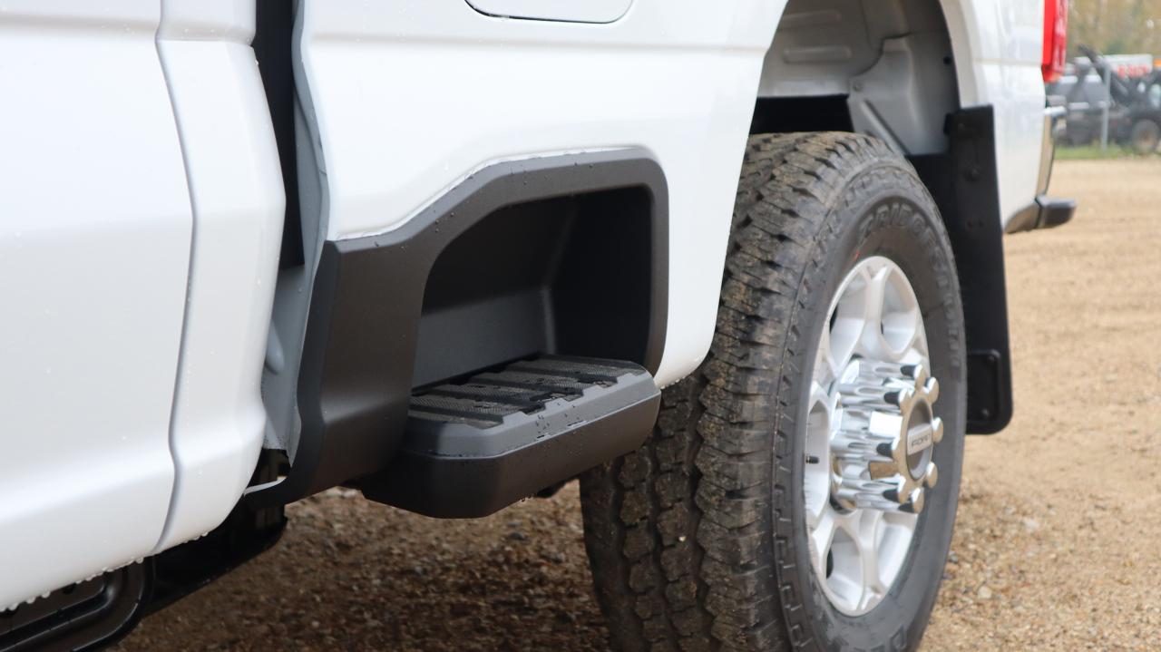 2026 Ford F-350 Super Duty SRW XLT Photo5
