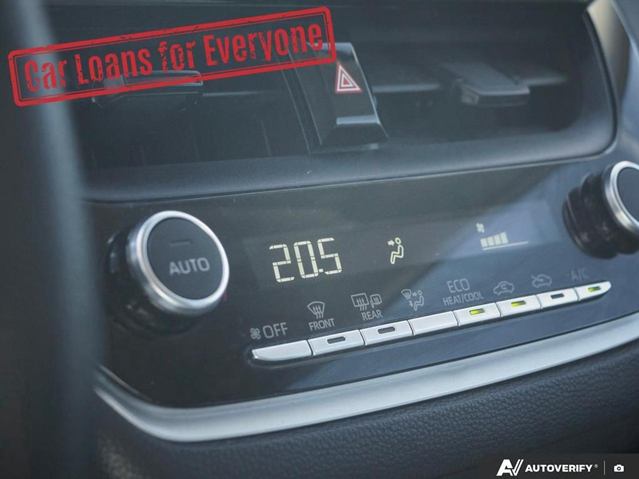 2023 Toyota Corolla LE Photo