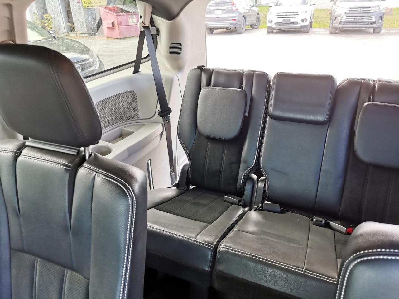 2014 Dodge Grand Caravan SE - Photo #21