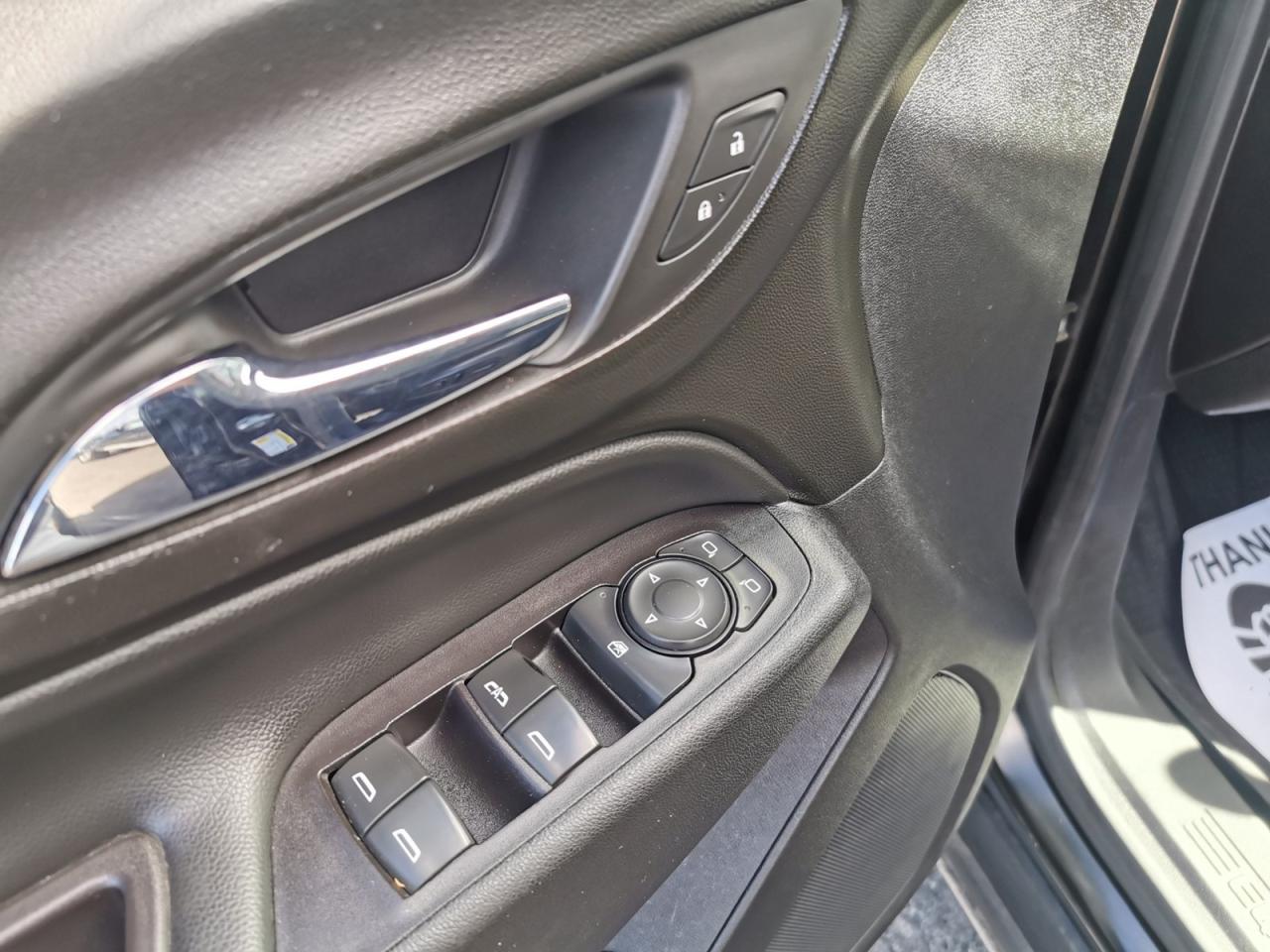 2018 Chevrolet Equinox LT - Photo #10
