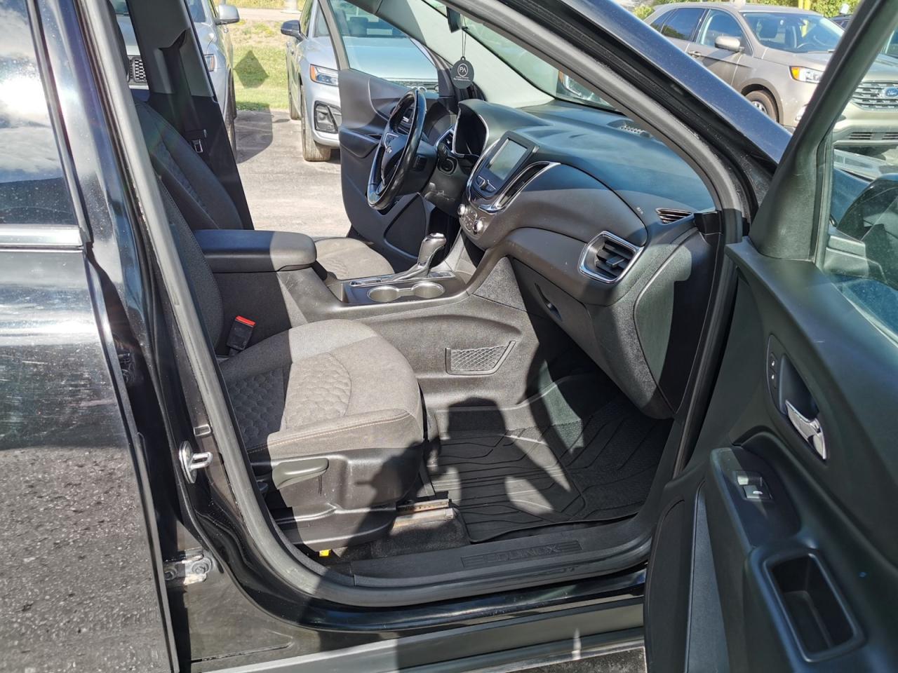 2018 Chevrolet Equinox LT - Photo #25