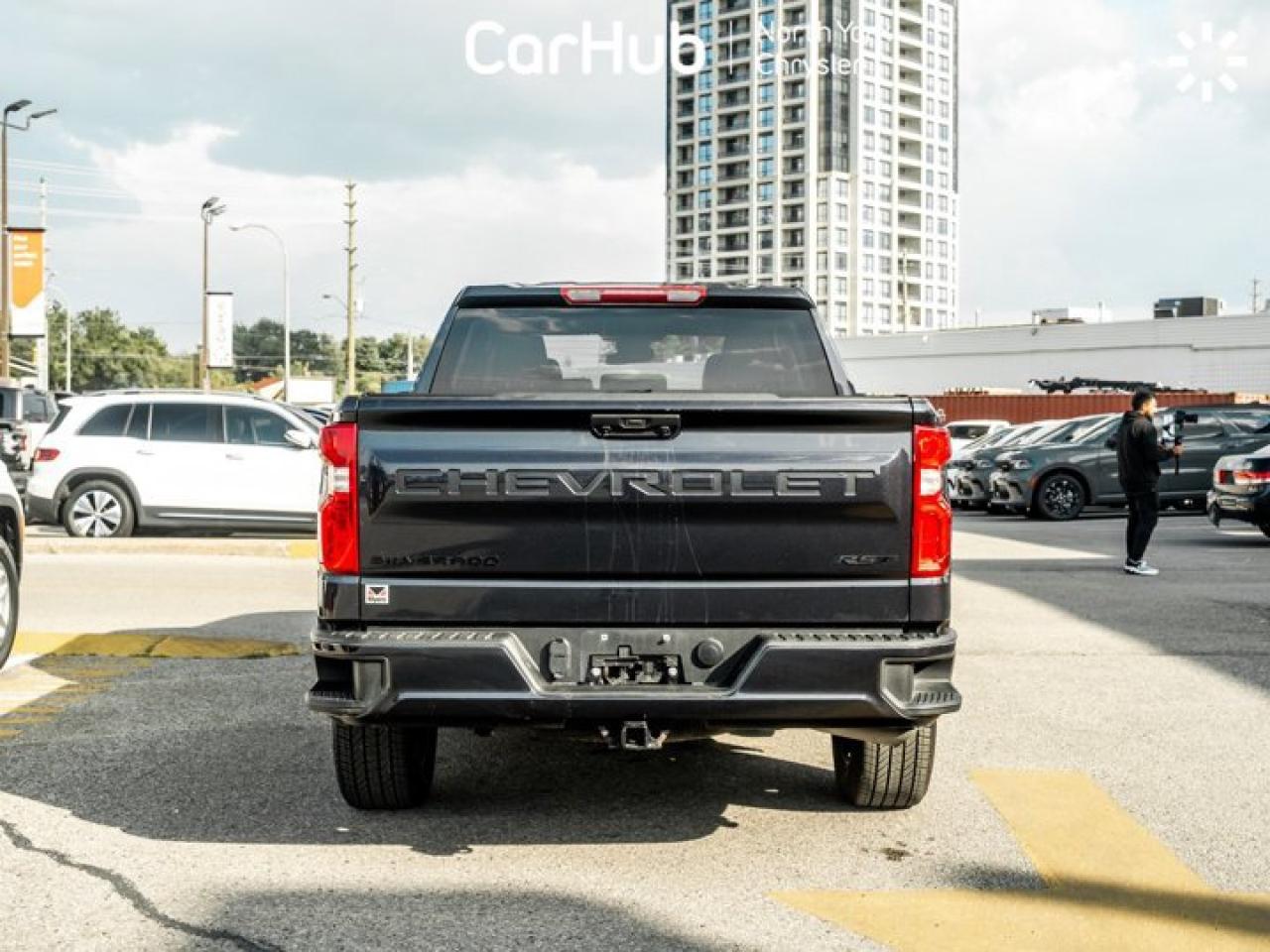 2023 Chevrolet Silverado 1500 RST 147'' V8 Tonneau Cover Captain Seats 13.4'' Screen Remote Start Photo