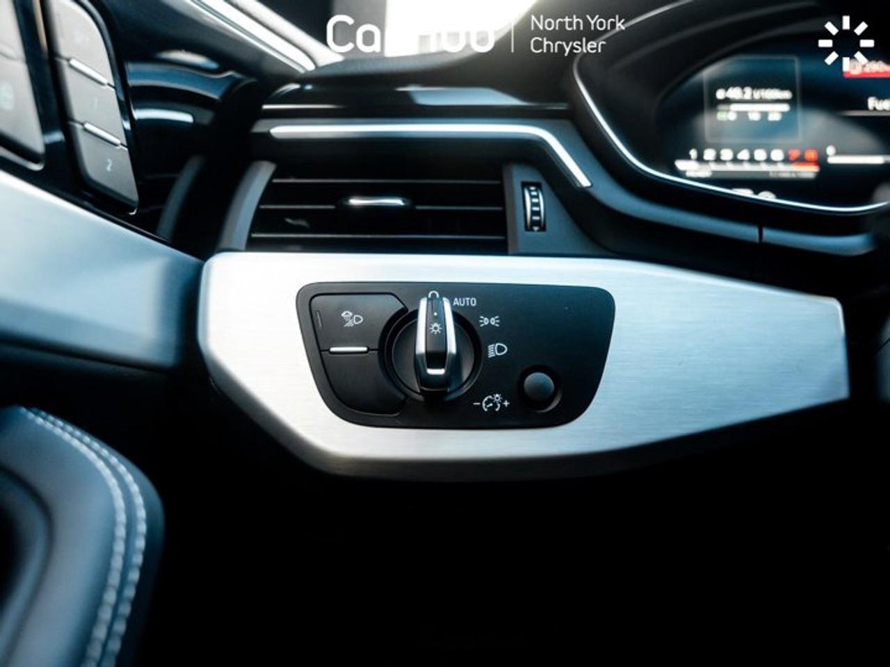 2025 Audi A5 Sportback Progressiv Sunroof Navi Audi Pre Sense Side Assist Heated Seats Photo